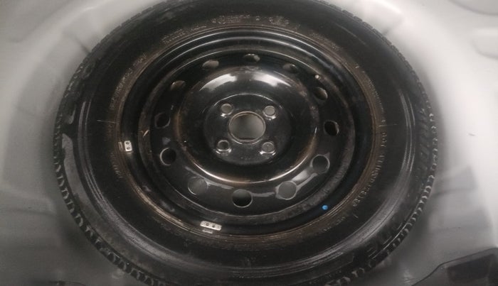 2018 Maruti Swift VXI, Petrol, Manual, 60,743 km, Spare Tyre