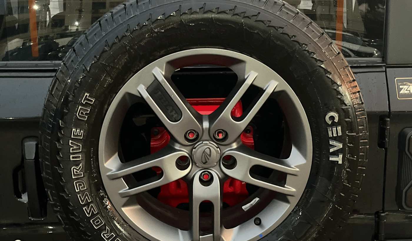 2022 Mahindra Thar LX PETROL HT 4WD AT, Petrol, Automatic, 18,289 km, Spare Tyre