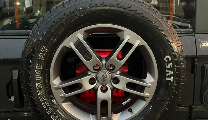 2022 Mahindra Thar LX PETROL HT 4WD AT, Petrol, Automatic, 18,289 km, Spare Tyre