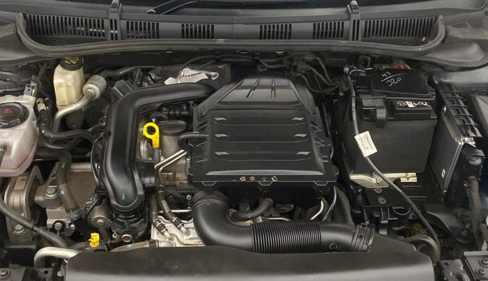 2025 Volkswagen VIRTUS Highline Plus 1.0 TSI AT, Petrol, Automatic, 1,376 km, Engine View