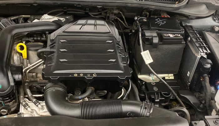 2025 Volkswagen VIRTUS Highline Plus 1.0 TSI AT, Petrol, Automatic, 1,376 km, Engine View - Left