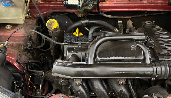 2016 Renault Kwid RXE, Petrol, Manual, 98,068 km, Engine View - Right