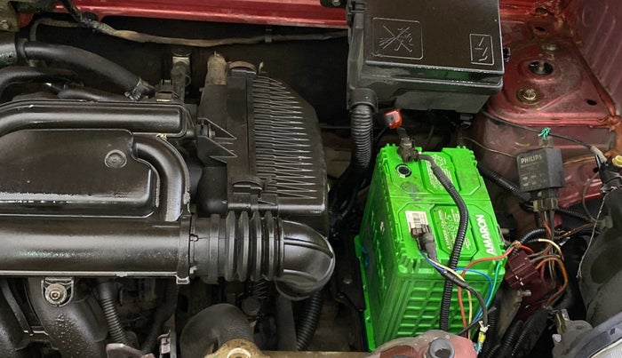 2016 Renault Kwid RXE, Petrol, Manual, 98,068 km, Engine View - Left