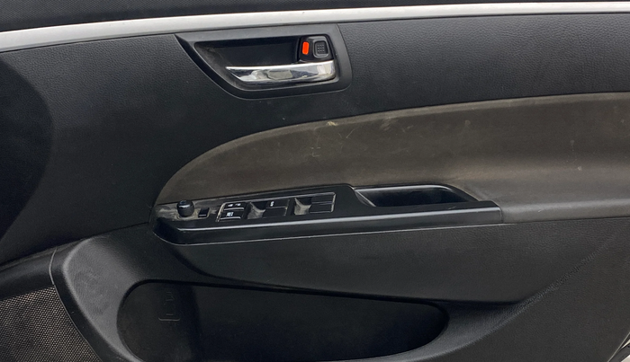 2017 Maruti Swift VXI O, Petrol, Manual, 1,47,828 km, Driver Side Door Panels Control