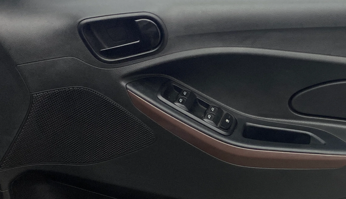 2020 Ford FREESTYLE TITANIUM 1.5 DIESEL, Diesel, Manual, 1,01,152 km, Driver Side Door Panels Control