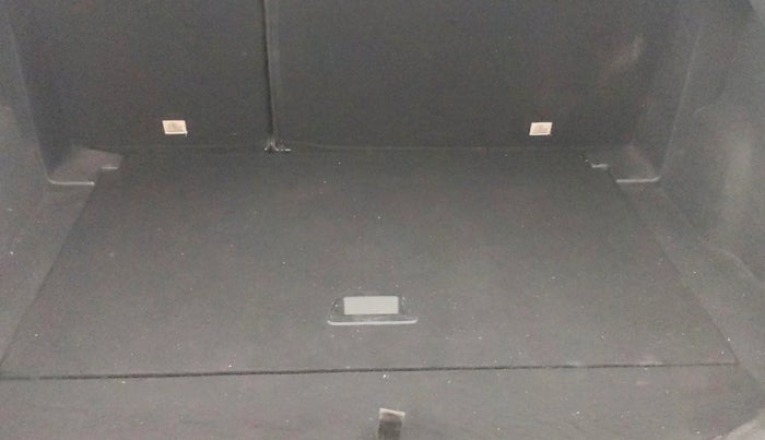 2022 Tata Harrier XZ PLUS 2.0L, Diesel, Manual, 97,048 km, Boot Inside