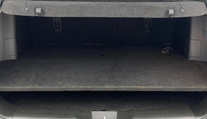 2023 Toyota URBAN CRUISER HYRYDER V HYBRID, Hybrid, Automatic, 82,201 km, Boot Inside