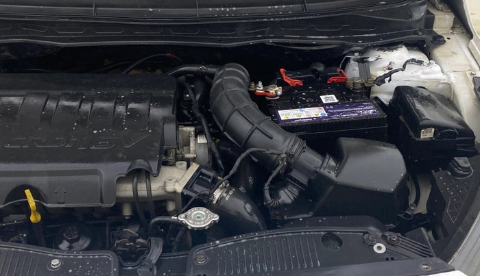 2012 Hyundai i20 MAGNA (O) 1.4 CRDI, Diesel, Manual, 1,24,033 km, Engine View - Left