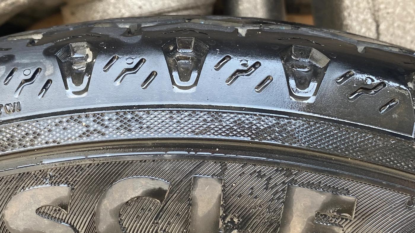 2021 Maruti Eeco 5 STR AC CNG, CNG, Manual, 67,557 km, Left Rear Tyre Tread