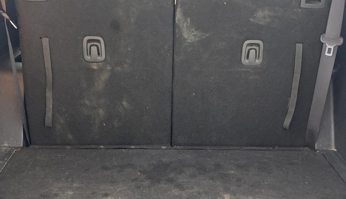 2023 KIA CARENS LUXURY PLUS 1.5 DIESEL AT 7 STR, Diesel, Automatic, 1,27,119 km, Boot Inside