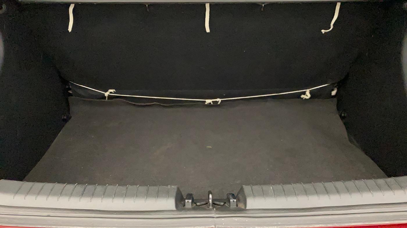2019 Hyundai Elite i20 SPORTZ PLUS 1.2, Petrol, Manual, 31,783 km, Boot Inside