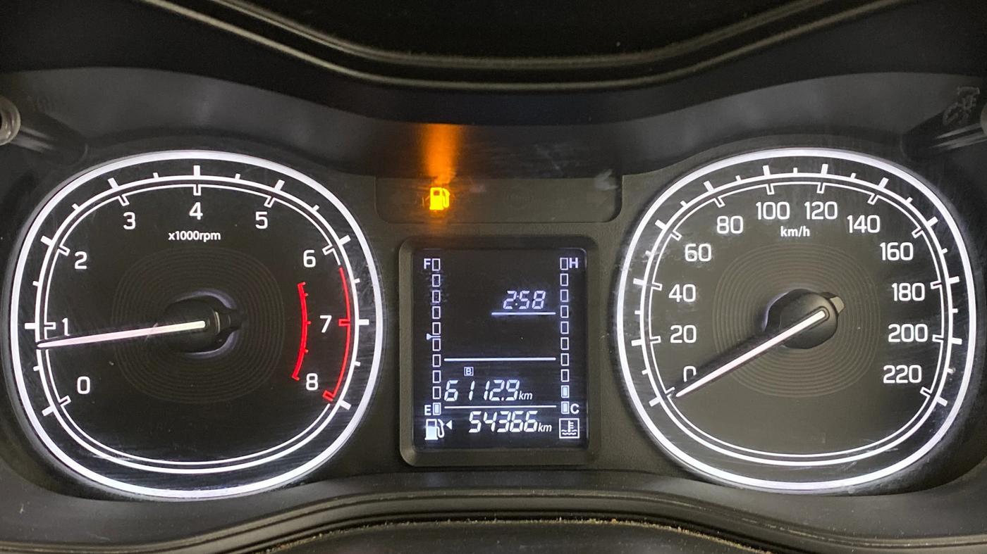 2022 Maruti Vitara Brezza LXI, Petrol, Manual, 54,365 km, Odometer Image