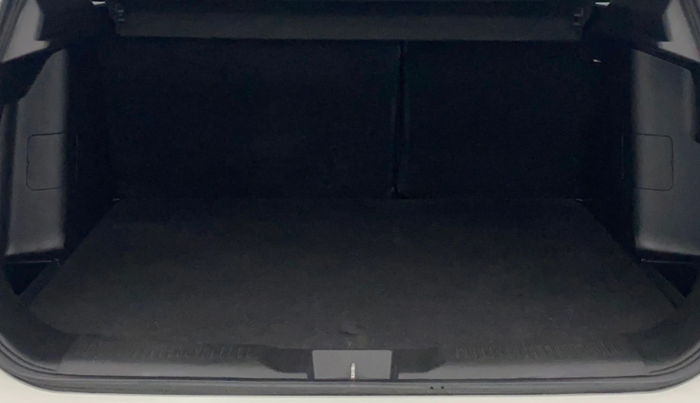 2023 Toyota URBAN CRUISER HYRYDER E NEO DRIVE, Petrol, Manual, 36,649 km, Boot Inside