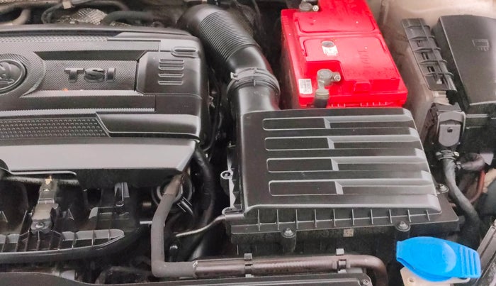 2017 Skoda Superb L&K 1.8 TSI AT, Petrol, Automatic, 91,341 km, Engine View - Left