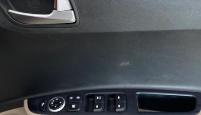 2015 Hyundai Grand i10 ASTA AT 1.2 KAPPA VTVT, Petrol, Automatic, 21,058 km, Driver Side Door Panels Control