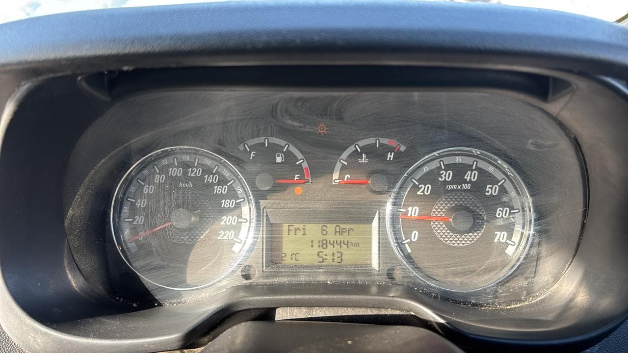 2014 Fiat Grand Punto EMOTION PACK 1.3 90 HP, Diesel, Manual, 1,18,542 km, Odometer Image