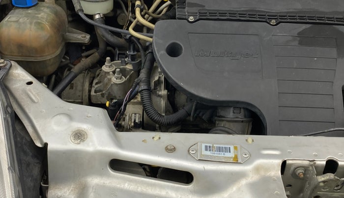 2014 Fiat Grand Punto EMOTION PACK 1.3 90 HP, Diesel, Manual, 1,18,443 km, Engine View - Right