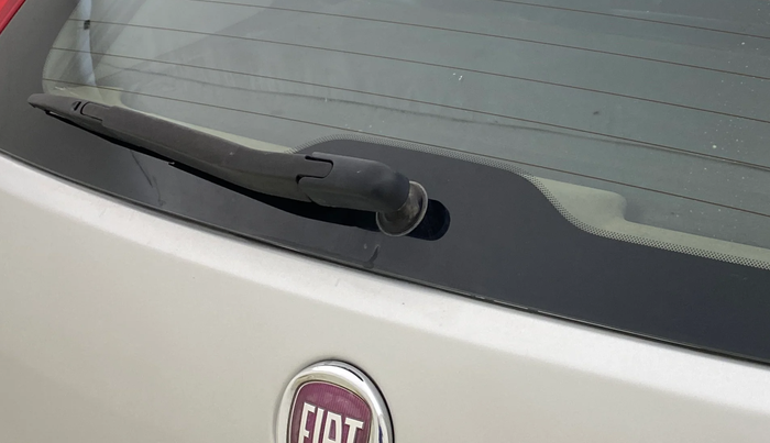 2014 Fiat Grand Punto EMOTION PACK 1.3 90 HP, Diesel, Manual, 1,18,443 km, Rear Wiper