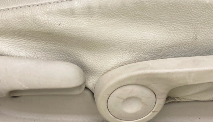 2017 Maruti Ciaz VXI, Petrol, Manual, 97,745 km, Driver Side Adjustment Panel