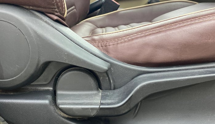 2018 Honda Amaze 1.2L I-VTEC V, Petrol, Manual, 70,574 km, Driver Side Adjustment Panel