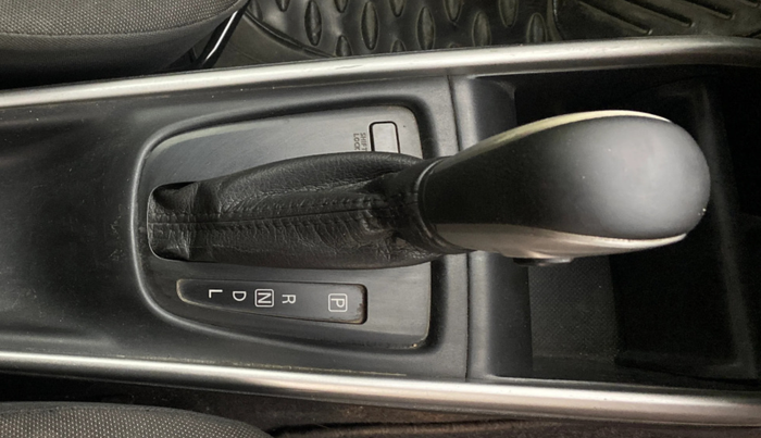 2018 Maruti Baleno ALPHA CVT PETROL 1.2, Petrol, Automatic, 98,879 km, Gear Lever