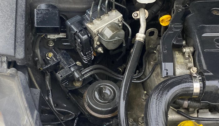 2014 Maruti Ciaz ZDI+, Diesel, Manual, 96,782 km, Engine View - Right