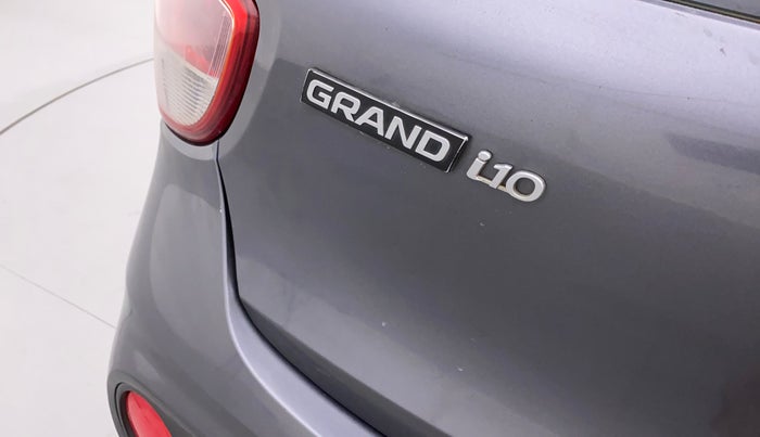 2017 Hyundai Grand i10 ASTA U2 1.2 CRDI, Diesel, Manual, 65,810 km, Dicky (Boot door) - Slightly dented