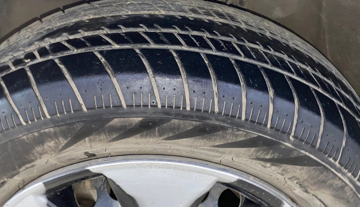 2021 Honda Amaze 1.2L I-VTEC S CVT, Petrol, Automatic, 29,144 km, Left Front Tyre Tread