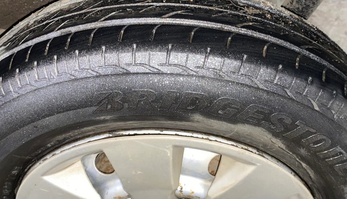 2015 Maruti Wagon R 1.0 LXI CNG, CNG, Manual, 19,504 km, Left Rear Tyre Tread