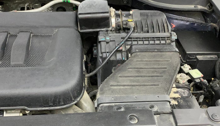 2022 Mahindra XUV700 AX 7 LUXURY D AT 7 STR, Diesel, Automatic, 30,189 km, Engine View - Left