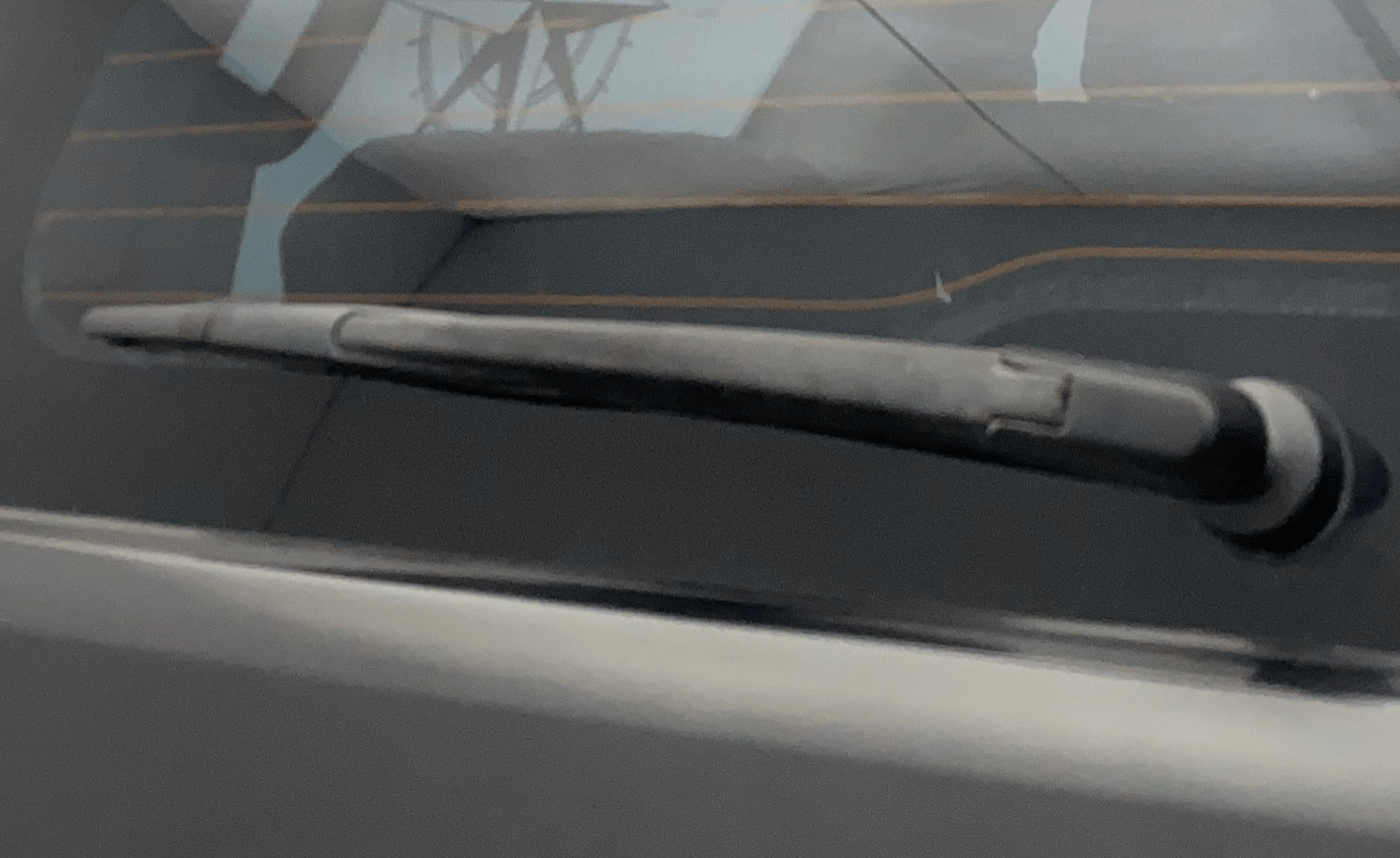 2019 Tata Safari Storme 2.2 EX 4X2, Diesel, Manual, 1,39,127 km, Rear Wiper