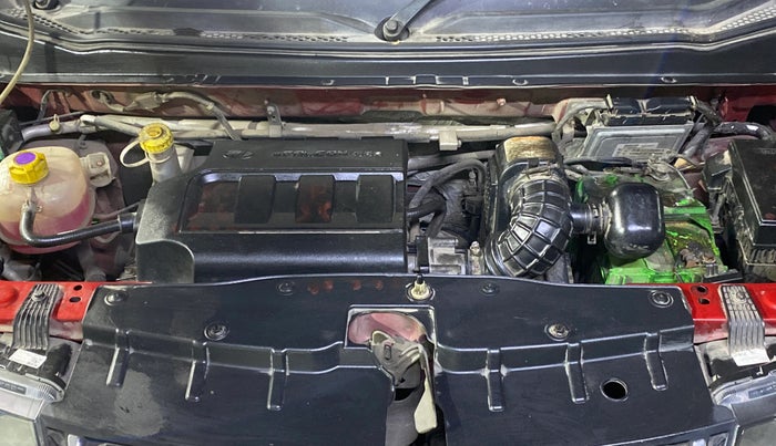 2017 Mahindra KUV 100 NXT K6+ P 6 STR, Petrol, Manual, 22,679 km, Engine View