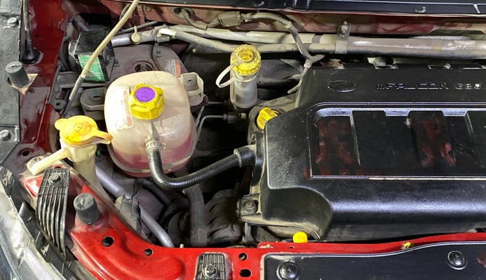 2017 Mahindra KUV 100 NXT K6+ P 6 STR, Petrol, Manual, 22,679 km, Engine View - Right