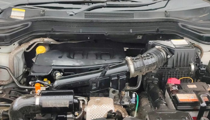 2022 Mahindra XUV300 W6 1.2 PETROL AMT, Petrol, Automatic, 36,886 km, Engine View