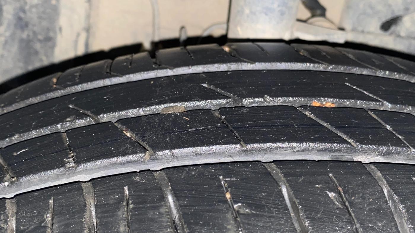 2023 Tata PUNCH PURE MT, Petrol, Manual, 45,900 km, Right Front Tyre Tread