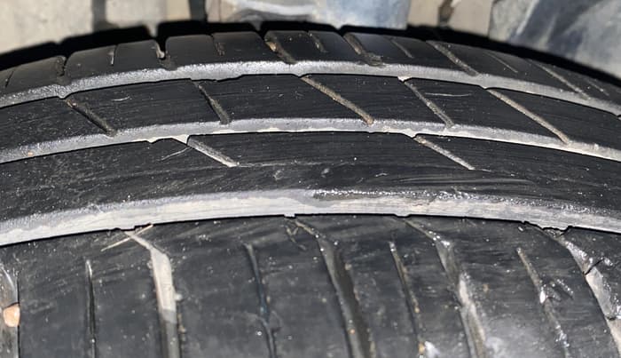2023 Tata PUNCH PURE MT, Petrol, Manual, 45,900 km, Left Front Tyre Tread