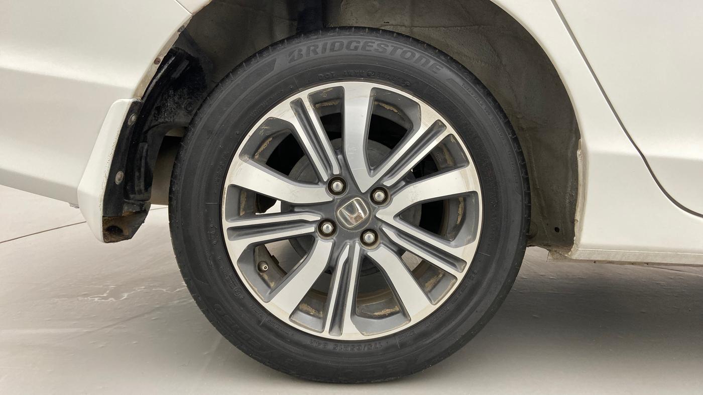 2017 Honda City 1.5L I-VTE V CVT, CNG, Automatic, 91,659 km, Right Rear Wheel