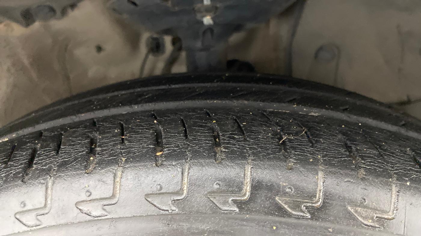 2017 Honda City 1.5L I-VTE V CVT, CNG, Automatic, 91,659 km, Right Front Tyre Tread