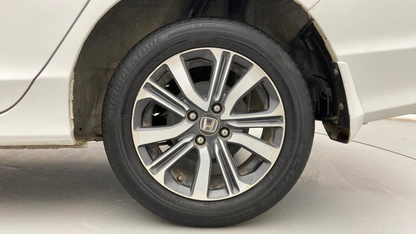 2017 Honda City 1.5L I-VTE V CVT, CNG, Automatic, 91,659 km, Left Rear Wheel