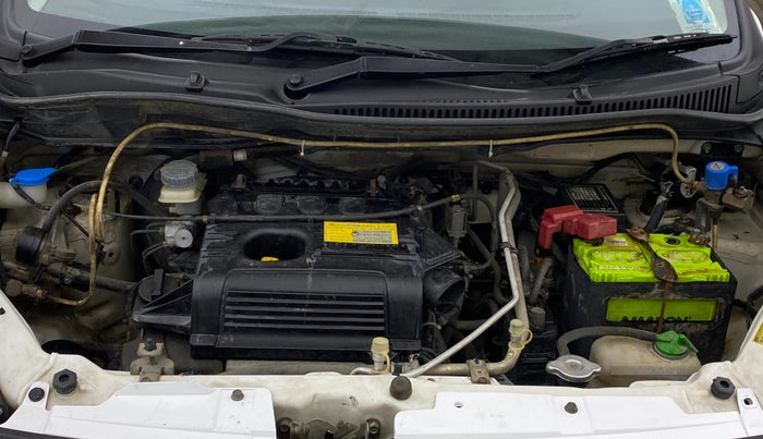 2016 Maruti Wagon R 1.0 VXI, CNG, Manual, 56,424 km, Engine View