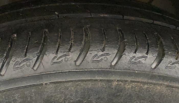 2019 Hyundai i20 Active 1.2 S, Petrol, Manual, 1,35,263 km, Right Front Tyre Tread