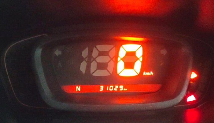 2019 Renault Kwid RXT 1.0 AMT (O), Petrol, Automatic, 31,016 km, Odometer Image