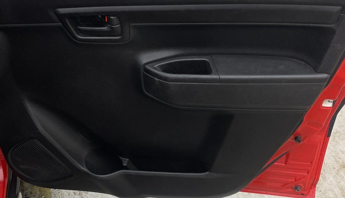 2022 Maruti S PRESSO VXI (O), Petrol, Manual, 29,046 km, Driver Side Door Panels Control