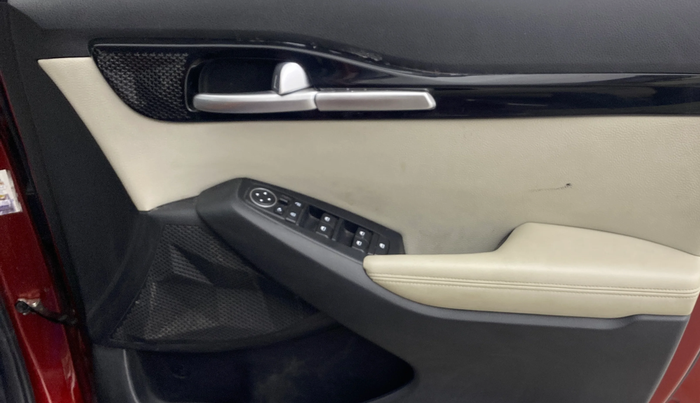 2021 KIA SELTOS HTX 1.5 PETROL, Petrol, Manual, 39,677 km, Driver Side Door Panels Control