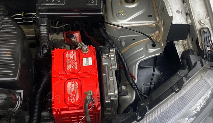 2021 Renault Kwid RXT 1.0 AMT (O), Petrol, Automatic, 60,243 km, Engine View - Left