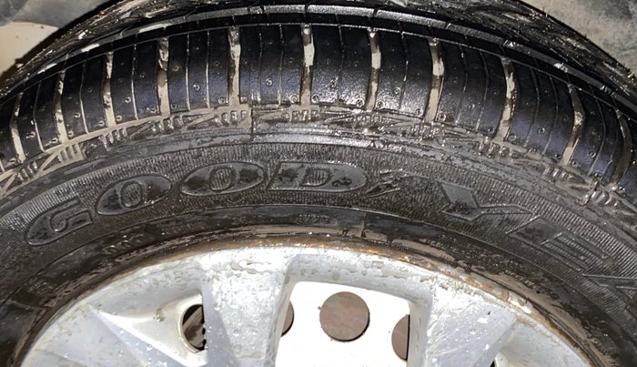 2013 Honda Amaze 1.2L I-VTEC EX, Petrol, Manual, 51,902 km, Right Rear Tyre Tread