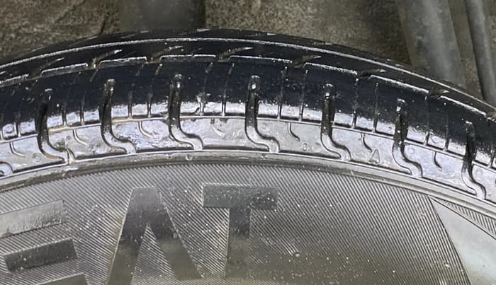 2017 Renault Kwid RXL, Petrol, Manual, 63,538 km, Right Rear Tyre Tread