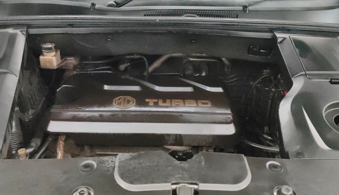 2021 MG HECTOR PLUS SHARP 1.5 PETROL TURBO HYBRID MT 6-STR, Petrol, Manual, 60,329 km, Engine View