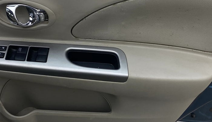 2013 Nissan Micra XV CVT, Petrol, Automatic, 28,891 km, Driver Side Door Panels Control