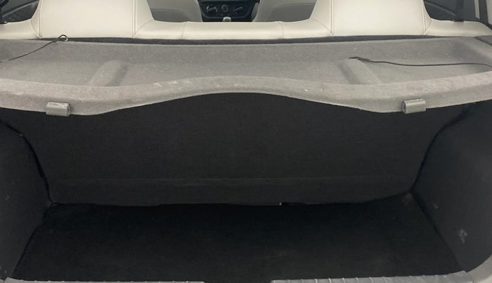 2021 Hyundai GRAND I10 NIOS MAGNA CORPORATE EDITION 1.2 KAPPA VTVT, Petrol, Manual, 28,672 km, Boot Inside